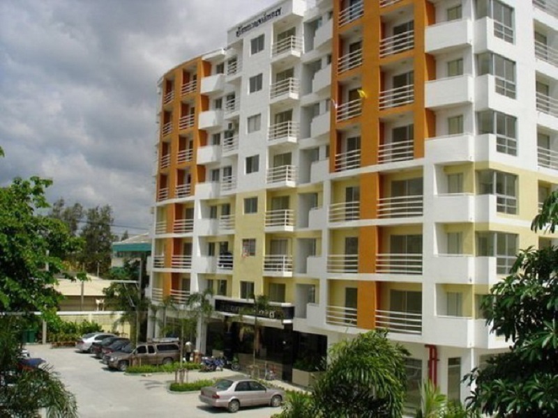 Ussakan-Place-Twin-Condo